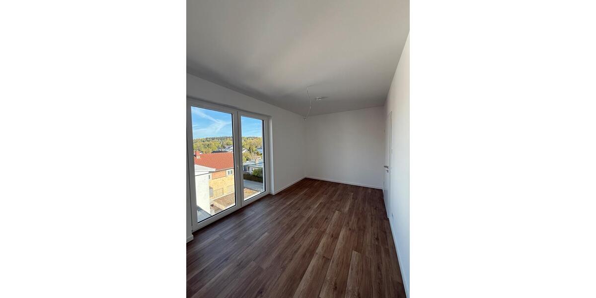 Einfamilienhaus Walldürn - 2 Zimmer, 71 m&sup2;, 815&euro; | Angebot:26395453