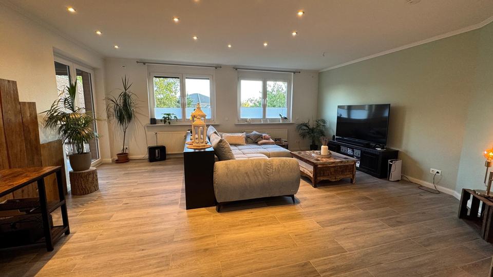 Dachgeschoßwohnung Trittau - 2 Zimmer, 80 m&sup2;, 1.100&euro; | Angebot:26663280
