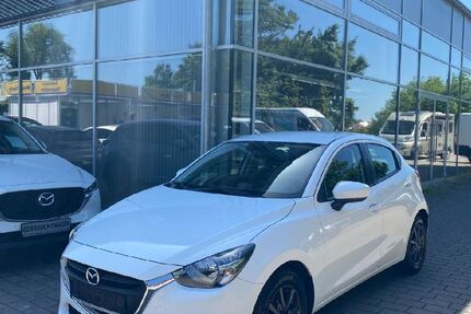 Mazda 2 121.900 km 8.400 &euro; Böblingen 71034