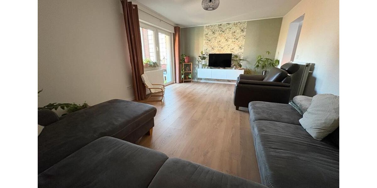 Einfamilienhaus Steinheim - 8 Zimmer, 175 m&sup2;, 265.000&euro; | Angebot:24833146