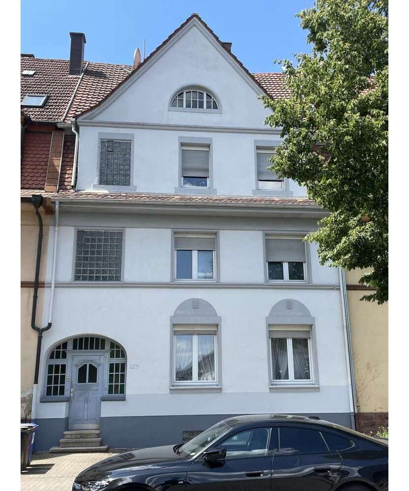 Haus zum Kaufen in Pirmasens 225.000 € 240 m²
