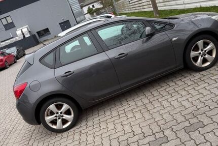 Opel Astra 180.000 km 5.000 € Bremerhaven 27570