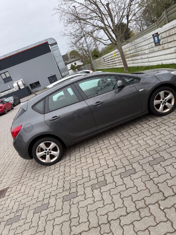 Opel Astra 180.000 km 5.000 € Bremerhaven 27570