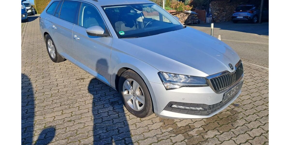 Skoda Superb 88.200 km 22.799 &euro; Vierlinden OT Diedersdorf 15306