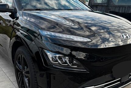 Hyundai KONA 15.142 km 26.500 € Laufenburg 79725