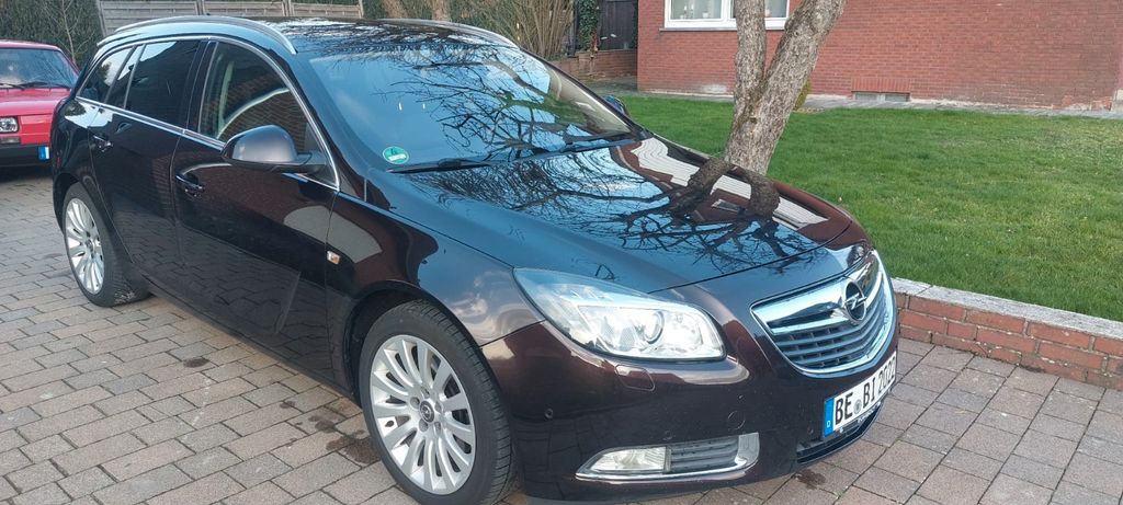 Opel Insignia 205.000 km 5.890 &euro; Ennigerloh 59320
