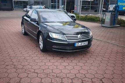 VW Phaeton 260.000 km 10.200 &euro; Horst 25358