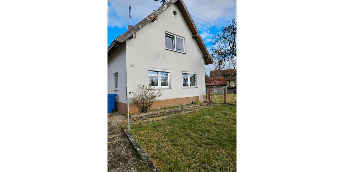Einfamilienhaus Fünfstetten - 4 Zimmer, 120 m&sup2;, 800&euro; | Angebot:26021992