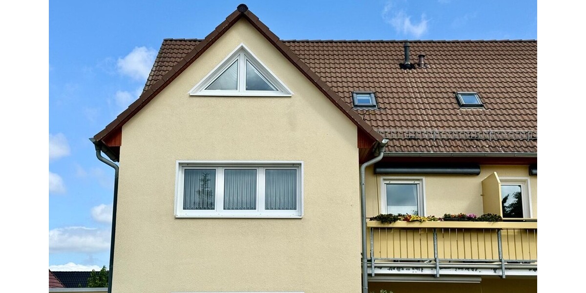 HORN IMMOBILIEN++ Neubrandenburg, schöne 3-Raum Eigentumswohnung mit Carport, Einbauküche und Balkon -nicht vermietet- - Maisonettenwohnung Neubrandenburg | Angebot:27095999
