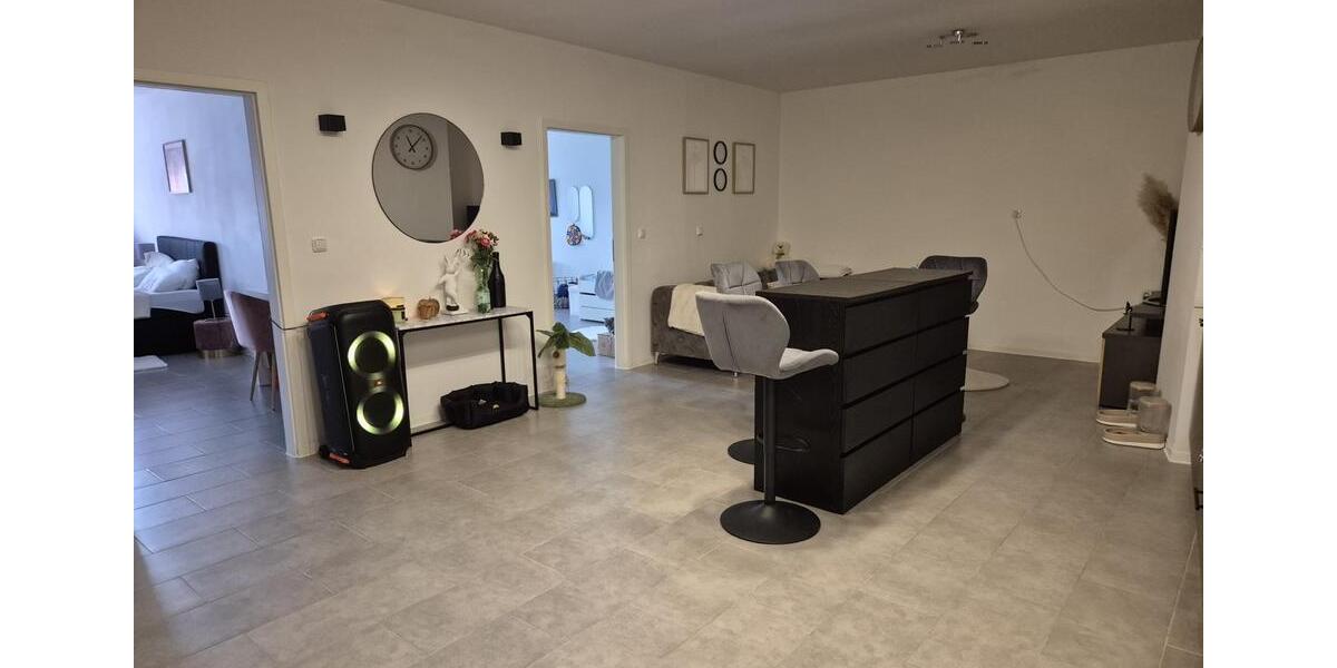 Erdgeschoßwohnung Saterland - 3 Zimmer, 80 m&sup2;, 600&euro; | Angebot:25567975