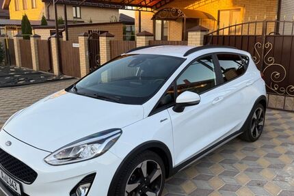 Ford Fiesta 48.800 km 15.000 &euro; Königsbrunn 86343