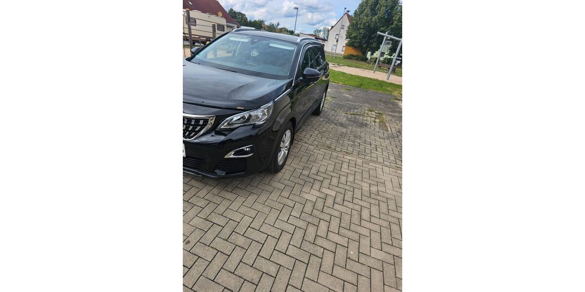 Peugeot 5008 70.003 km 19.300 &euro; Schönwölkau 04509