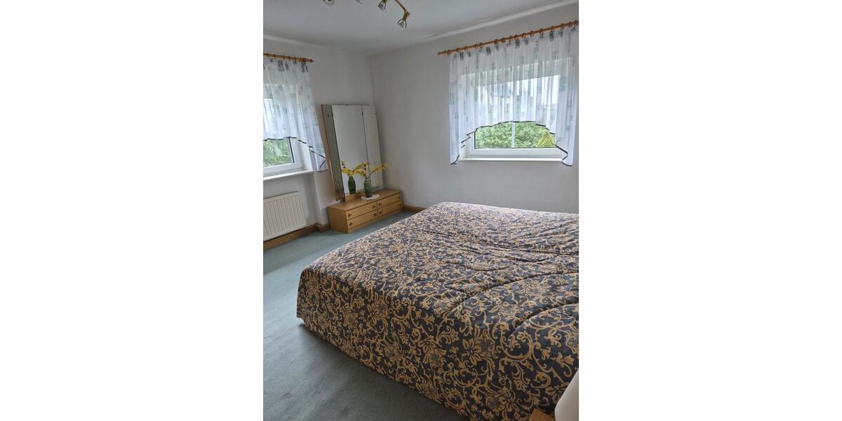 Doppelhaushälfte Elsteraue - 6 Zimmer, 130 m&sup2;, 150.000&euro; | Angebot:27086394