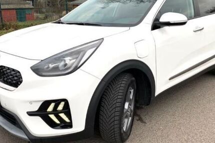 Kia Niro 84.500 km 16.900 &euro; Frankfurt 60489