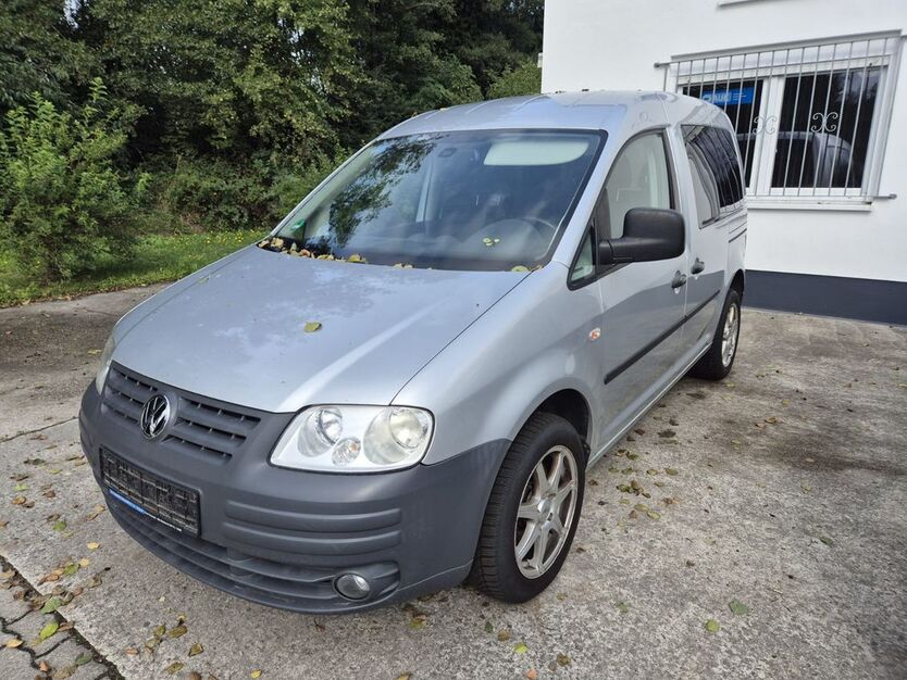 VW Caddy 184.595 km 4.499 € Hoyerswerda 02977