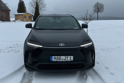 Toyota bZ4X 13.000 km 30.500 &euro; Marienberg 09496