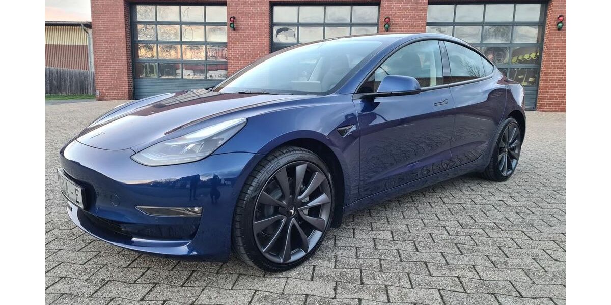 Tesla Model 3 18.500 km 36.998 &euro; Herzebrock- Clarholz 33442