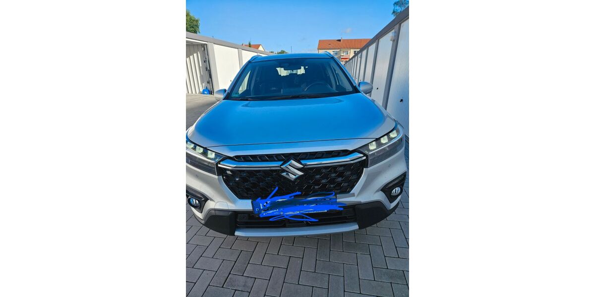 Suzuki (SX4) S-Cross 5.200 km 22.250 &euro; Sangerhausen 06526