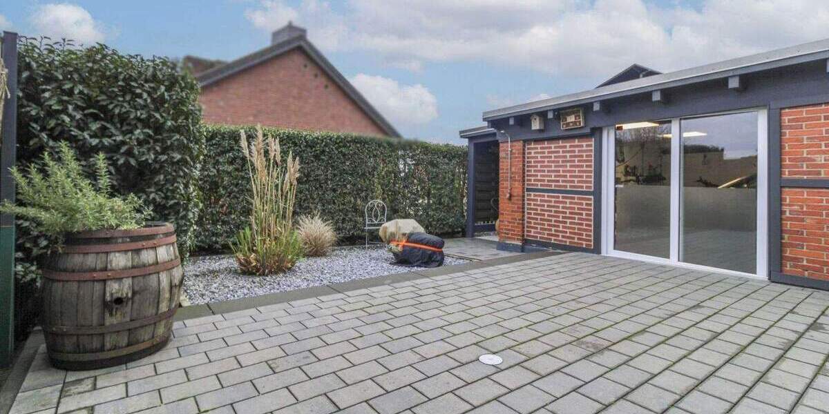 Top modernisiert in Laggenbeck: Doppelhaushälfte mit Wintergarten, Sauna & großer Doppelgarage 5 zimmer