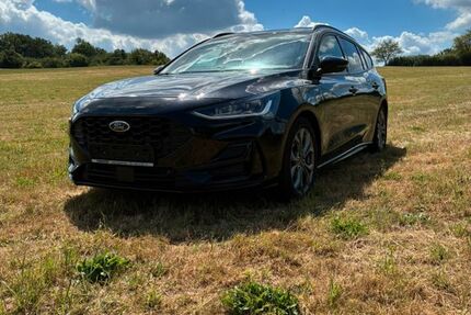 Ford Focus 32.000 km 22.999 &euro; Nohfelden 66625