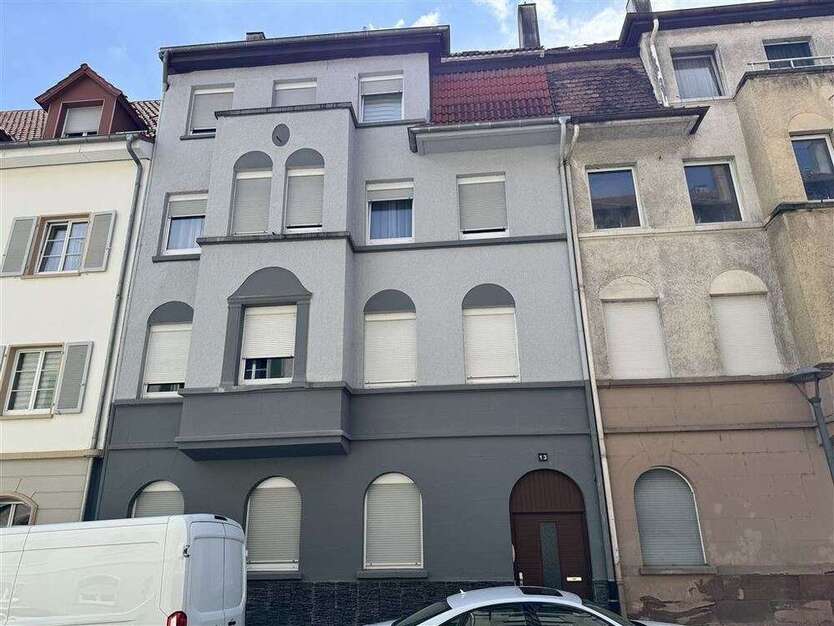 Haus zum Kaufen in Pforzheim 799.000 € 285 m²