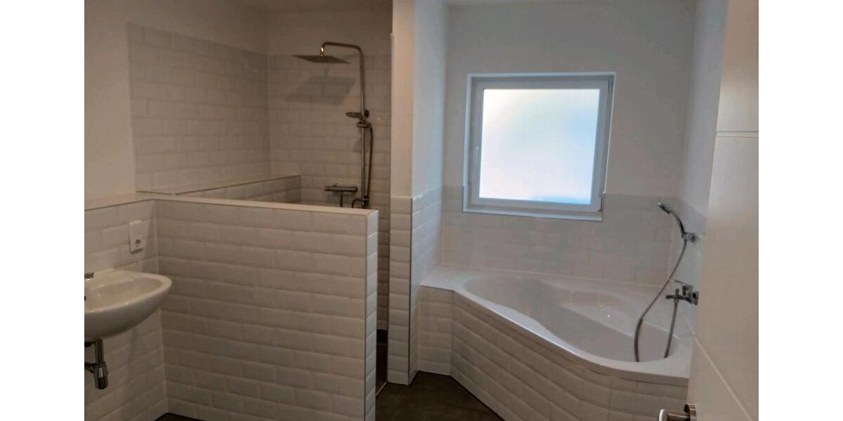 Etagenwohnung Bernkastel-Kues Kues - 2 Zimmer, 90 m&sup2;, 880&euro; | Angebot:26408073