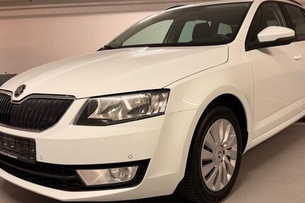 Skoda Octavia 253.000 km 6.399 &euro; Oberkrämer 16727