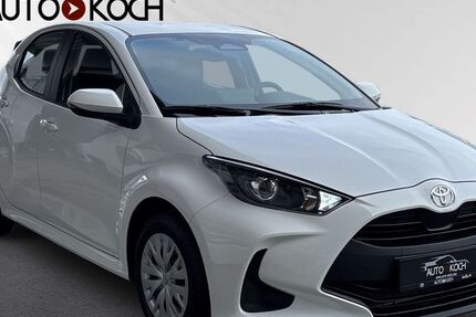 Toyota Yaris 2.981 km 21.490 &euro; Düren 52351
