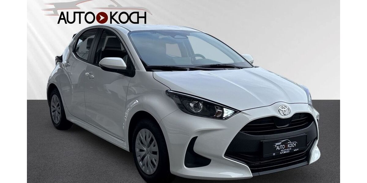 Toyota Yaris 2.981 km 21.490 &euro; Düren 52351