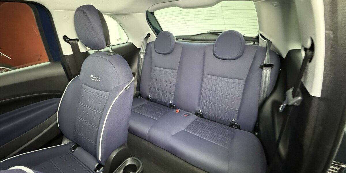 Fiat 500e Action CarPlay Android Automatik 1.Hand 18.400 km 13.490 &euro; Lich 35423