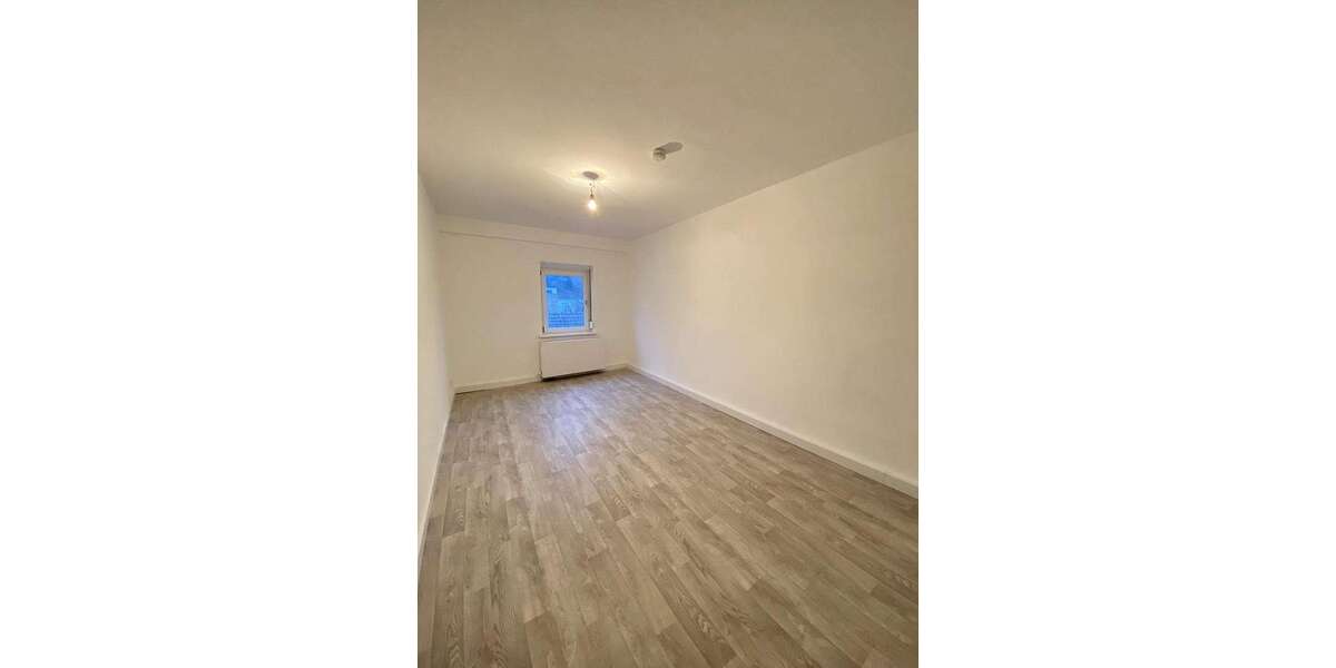 Etagenwohnung Ettlingen - 3 Zimmer, 80 m&sup2;, 1.090&euro; | Angebot:24844242