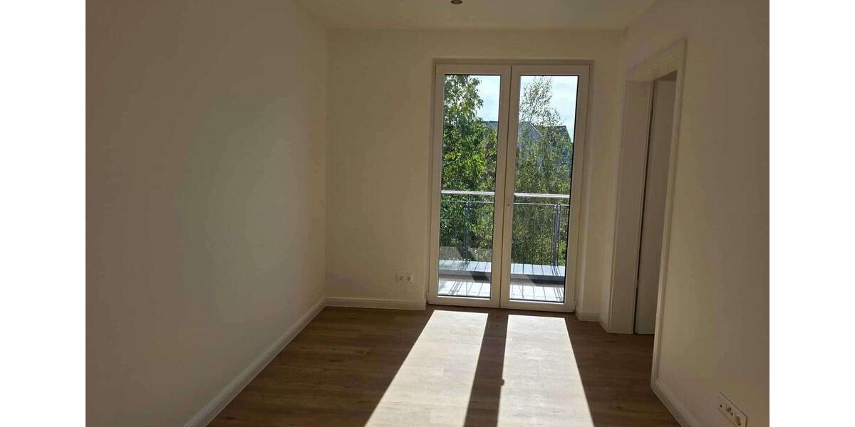 Neubau-Penthouse zur Miete: exklusives Wohnen in Hamelns bester Lage ! 4 zimmer