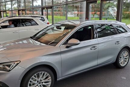 Seat Leon 23.614 km 24.900 € Freiburg 79106