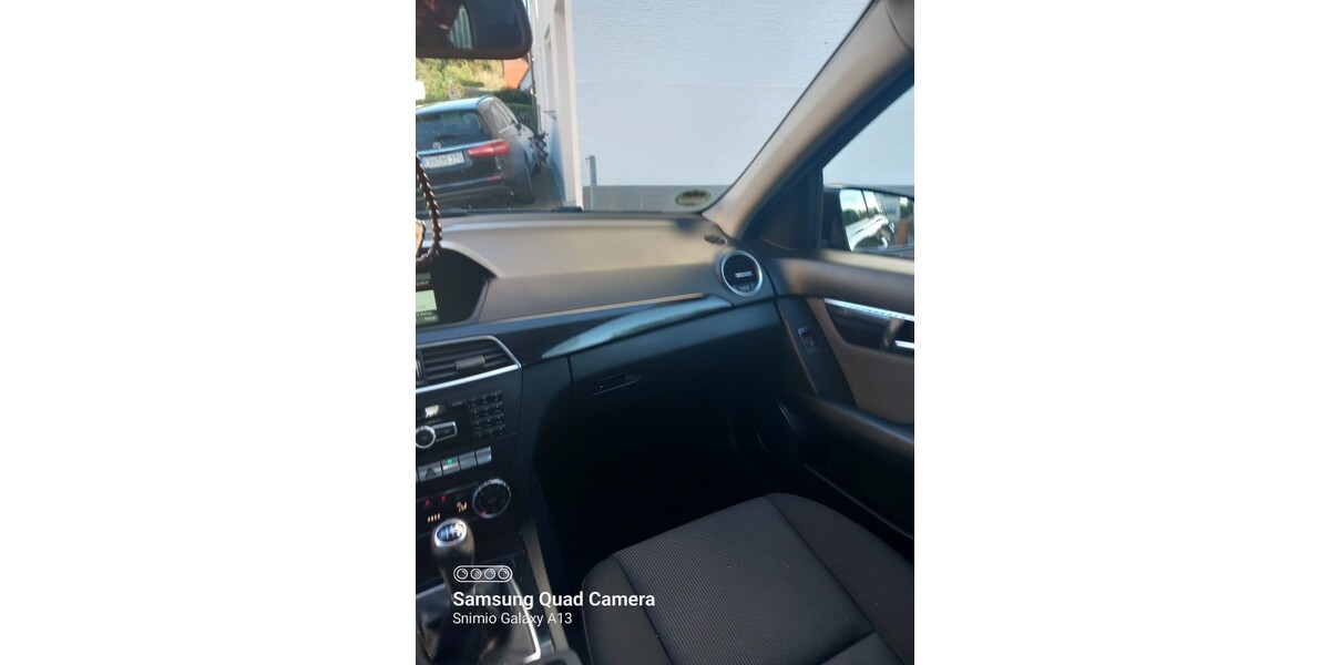 Mercedes-Benz C 200 215.000 km 10.000 &euro; Heroldsberg 90562