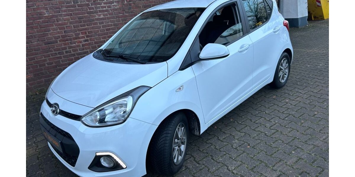 Hyundai i10 30.800 km 7.490 &euro; Köln 51069