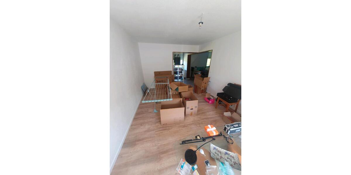 Etagenwohnung Wiehl - 3 Zimmer, 85 m&sup2;, 825&euro; | Angebot:26338761