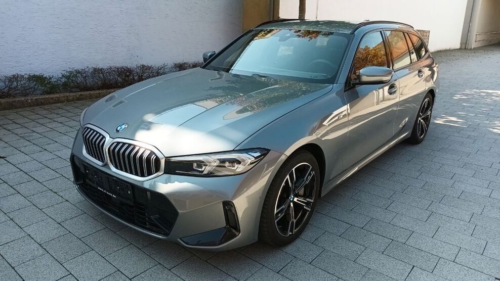 BMW 330 11.800 km 39.950 € Vohenstrauss 92648