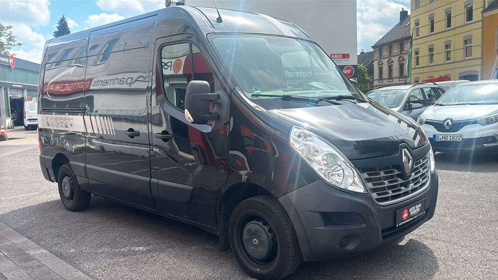 Renault Master 242.602 km 12.990 &euro; Düsseldorf 40591