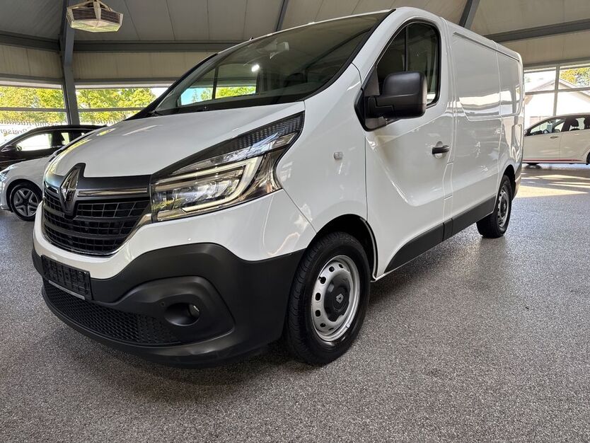 Renault Trafic 39.852 km 19.980 € Troisdorf 53842