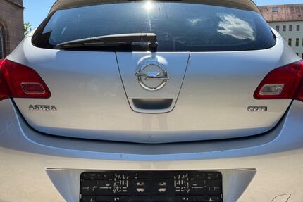 Opel Astra 310.655 km 2.000 &euro; Nürnberg 90449