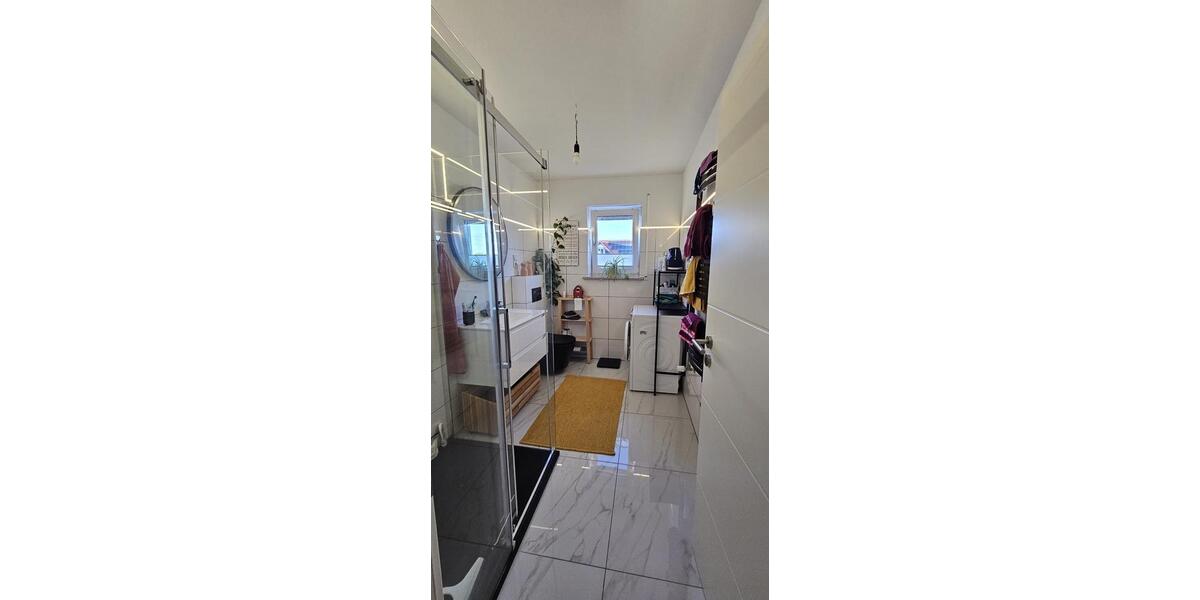 Etagenwohnung Hallstadt - 3 Zimmer, 85 m&sup2;, 1.100&euro; | Angebot:26516701