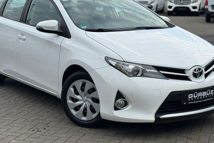 Toyota Auris 160.000 km 6.990 &euro; Wiesbaden 65201