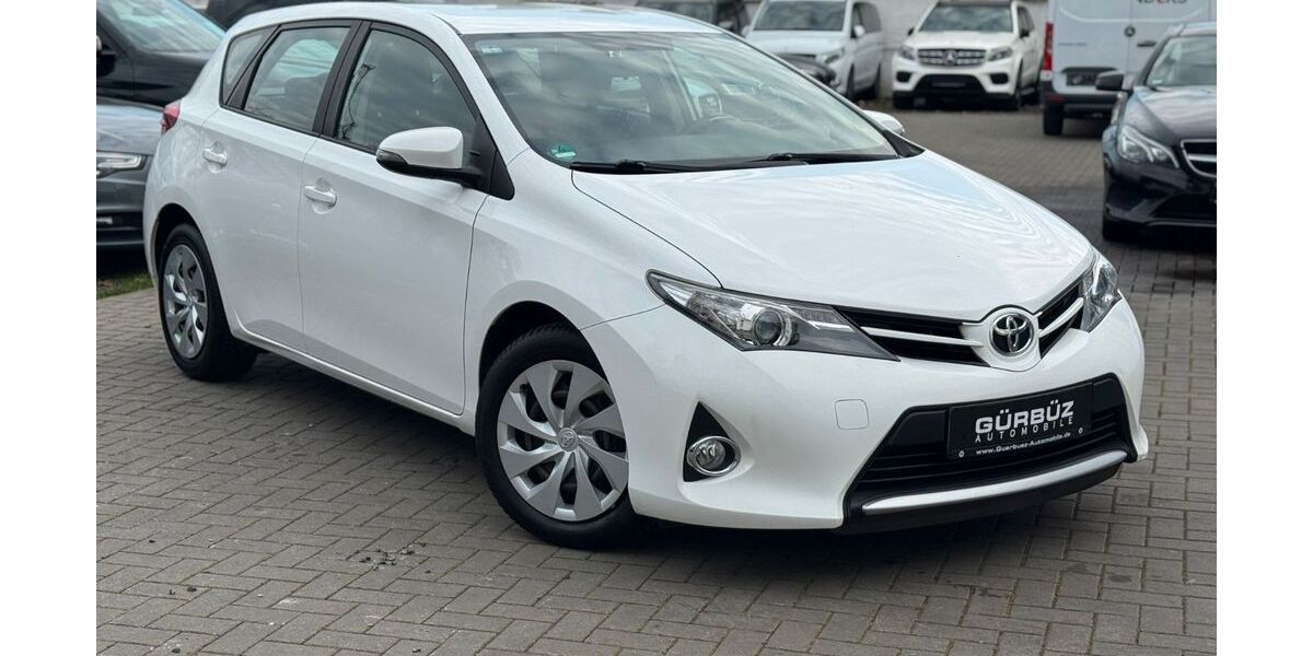 Toyota Auris 160.000 km 6.990 &euro; Wiesbaden 65201