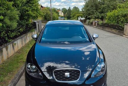 Seat Leon 142.900 km 5.499 &euro; Bad Staffelstein 96231