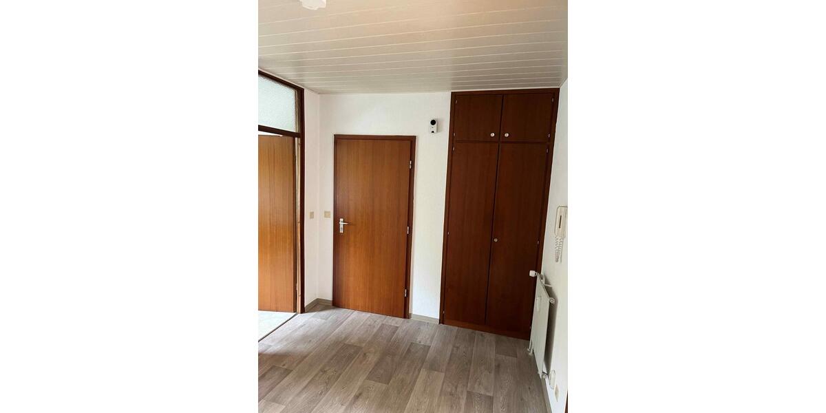 Etagenwohnung Büdelsdorf - 3 Zimmer, 72 m&sup2;, 139.000&euro; | Angebot:24991213