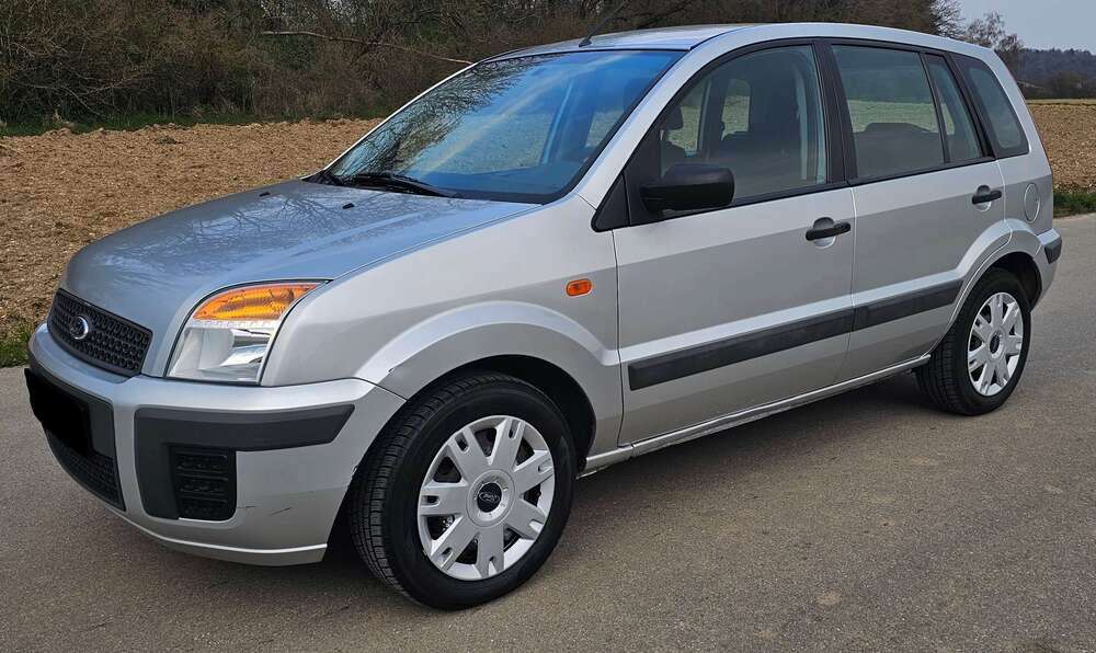 Ford Fusion 88.900 km 4.990 &euro; Klettgau / Erzingen 79771