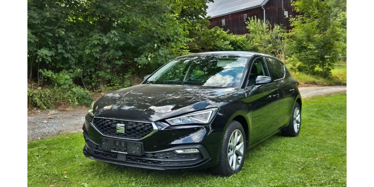 Seat Leon 86.527 km 14.689 &euro; Röslau 95195