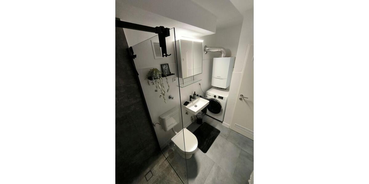 Etagenwohnung Neuss Reuschenberg - 1 Zimmer, 44 m&sup2;, 725&euro; | Angebot:25638803