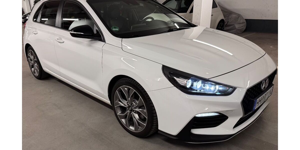 Hyundai i30 73.619 km 16.000 &euro; Hamburg 20457