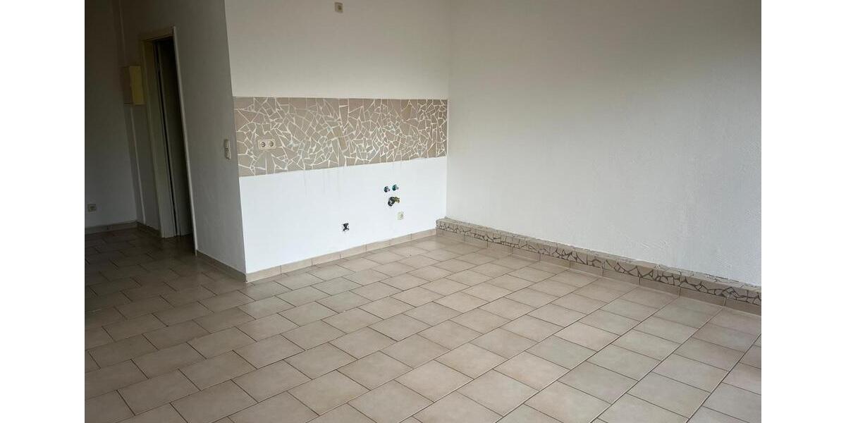 Etagenwohnung Grimmen - 3 Zimmer, 70 m&sup2;, 350&euro; | Angebot:24769425